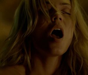 Laura Vandervoort - Bitten (2014)