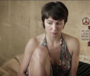 Julia Koschitz, Lena Lauzemis nude - Unsichtbare Jahre (2015)