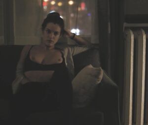 Riley Keough - The Girlfriend Experience S01E01 (2016) (Tits, Masturbate)