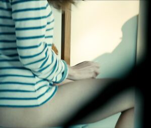 Laetitia Casta nude - DO NOT DISTURB