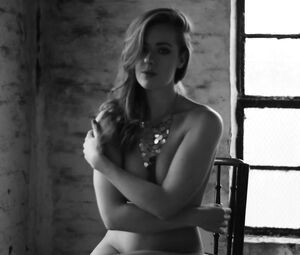 Full Frontal - Sexy BW Girl