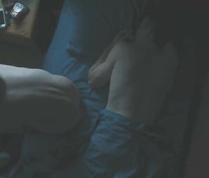 Naked Sarah Hay, Emily Tyra - Flesh & Bone S01E06 (2015)