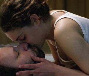 Full Frontal Ariane Labed - Attenberg (2010)