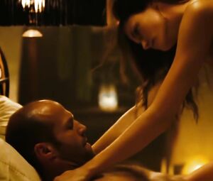Hollywood Sex Scene | Mini Anden nude - The Mechanic (2011)