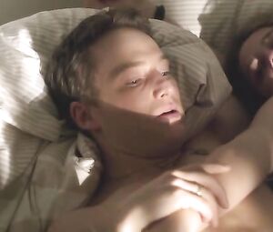 Celebs nude & sex scene | Antje Traue, Luise Heyer - Der Fall Barschel (2015)
