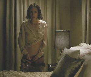 Celebs Hot Scene | Naked Jennifer Connelly - Shelter (2014)