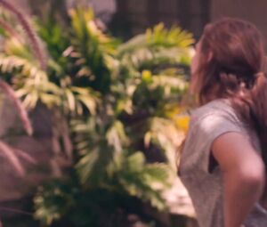 Sex video Teresa Palmer & Phoebe Tonkin - The Ever After (2014) 
