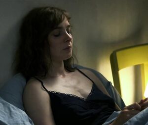 Sex video Inez Bjorg David, Maja Schöne - Neu in unserer Familie. Zwei Eltern zu viel (2017) 