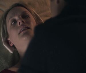 Sex video Elisabeth Moss, Yvonne Strahovski nude - The Handmaid’s Tale S01E05-06 (2017) 