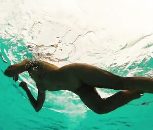 Irina Voronina Nude - Piranha 3DD (2012)
