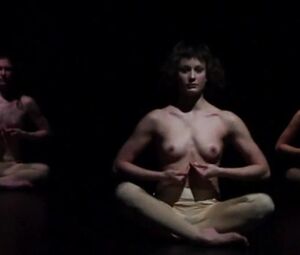 Naked on Stage Performance - Martha Graham in Palais Kabelwerk Vienna - 2014