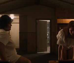 Alison Brie, Sydelle Noel, Kate Nash - Glow S01 (2017)