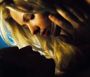 Hollywood celebrity Scarlett Johansson Sexy - The Island (2005)