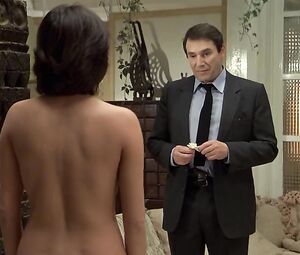 Hot Elisabeth Margoni Nude, Dany Kogan (nn) - Le Professionnel (FR 1981)