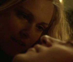 Hot sex scene Eliza Taylor Sexy - The 100 s01e04-05 (2014)