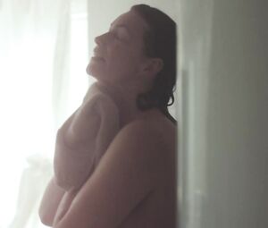 Nackte Sabine Vitua - Fingerspiel (2014)