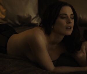 Alexandra Breckenridge nude - Zipper (2015)