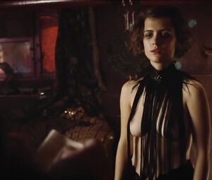 Liv Lisa Fries Nude - Babylon Berlin (2017) s02e02