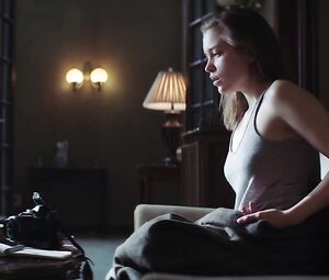 Sophie Cookson Nude - The Crucifixion (2017)
