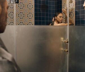 Moran Atias Sexy - Tyrant s01e03 (2014)