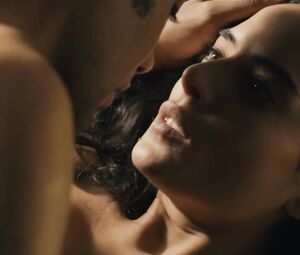 Nailia Harzoune Nude - Renaitre (2015)