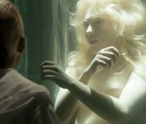 Alexandra Gordon Nude - Hemlock Grove s02 (2014)