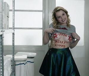Jella Haase, Paula Beer Nude - 4 Konige (2015)