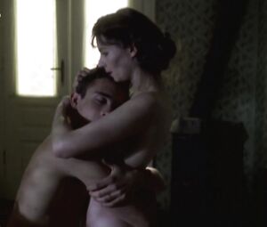 Dana Vavrova Nude - Poceti meho mladsiho bratra (2000)