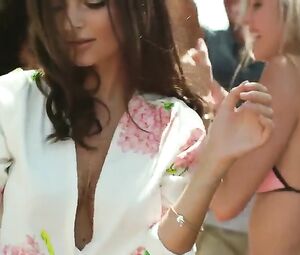 Emily Ratajkowski Sexy - We Are Your Friends (2015)