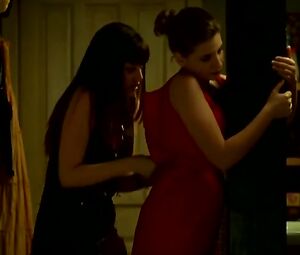 Miriam Giovanelli Nude - Mentiras y gordas (2009)