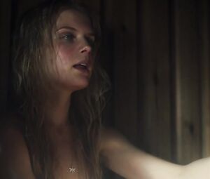 lina Tomnikov, Miina Penttinen Nude - Donna s01 (2017)