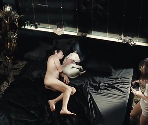 Lucy Gordon Nude - Gainsbourg (2010)
