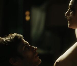 Monica Bellucci Nude - Mozart in the Jungle s03e03 (2016)