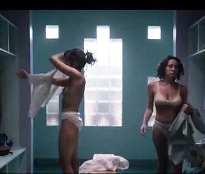 Alison Brie Nude Complilation (2018) Naked in Glow and Leaked Tape