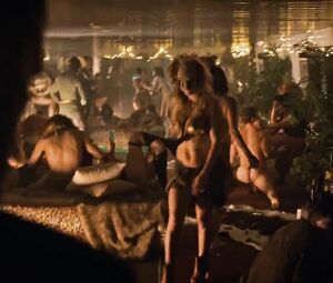 Mary Helen Sassman, Carly Jowitt nude – The Leftovers (Season03, Episode05)