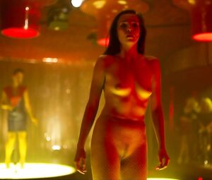 Magdalena Kolesnik naked - Rojst s01e00 (2018)