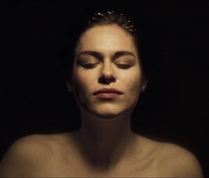 Kirsty Averton nude - The Holly Kane Experiment (2017)