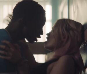 Emma Mackey nude - Sex Education s01e02-04 (2019)