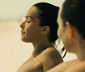 Marta Milans, Veronica Sanchez nude - El Embarcadero s01e03-07 (2018)